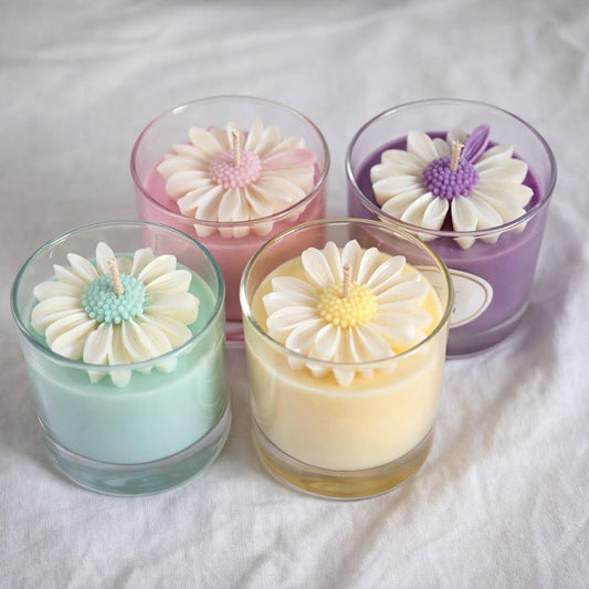 Bloom Daisy Candle Set 🌼✨